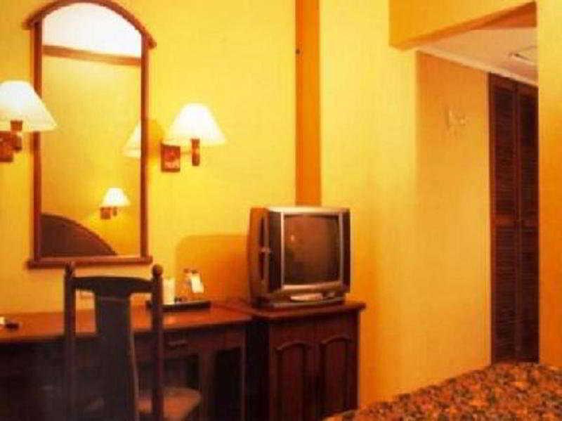 Hotel Mutiara Malioboro Yogyakarta Bagian luar foto