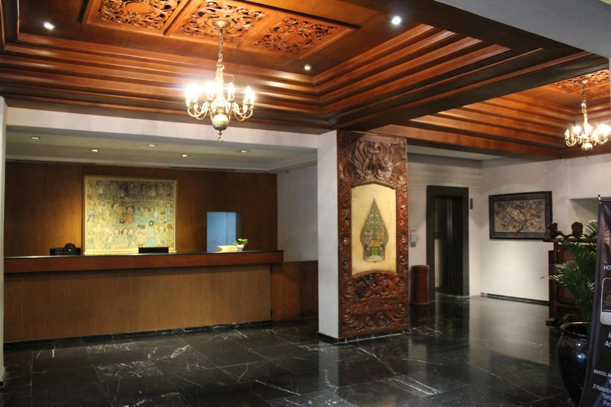 Hotel Mutiara Malioboro Yogyakarta Bagian luar foto