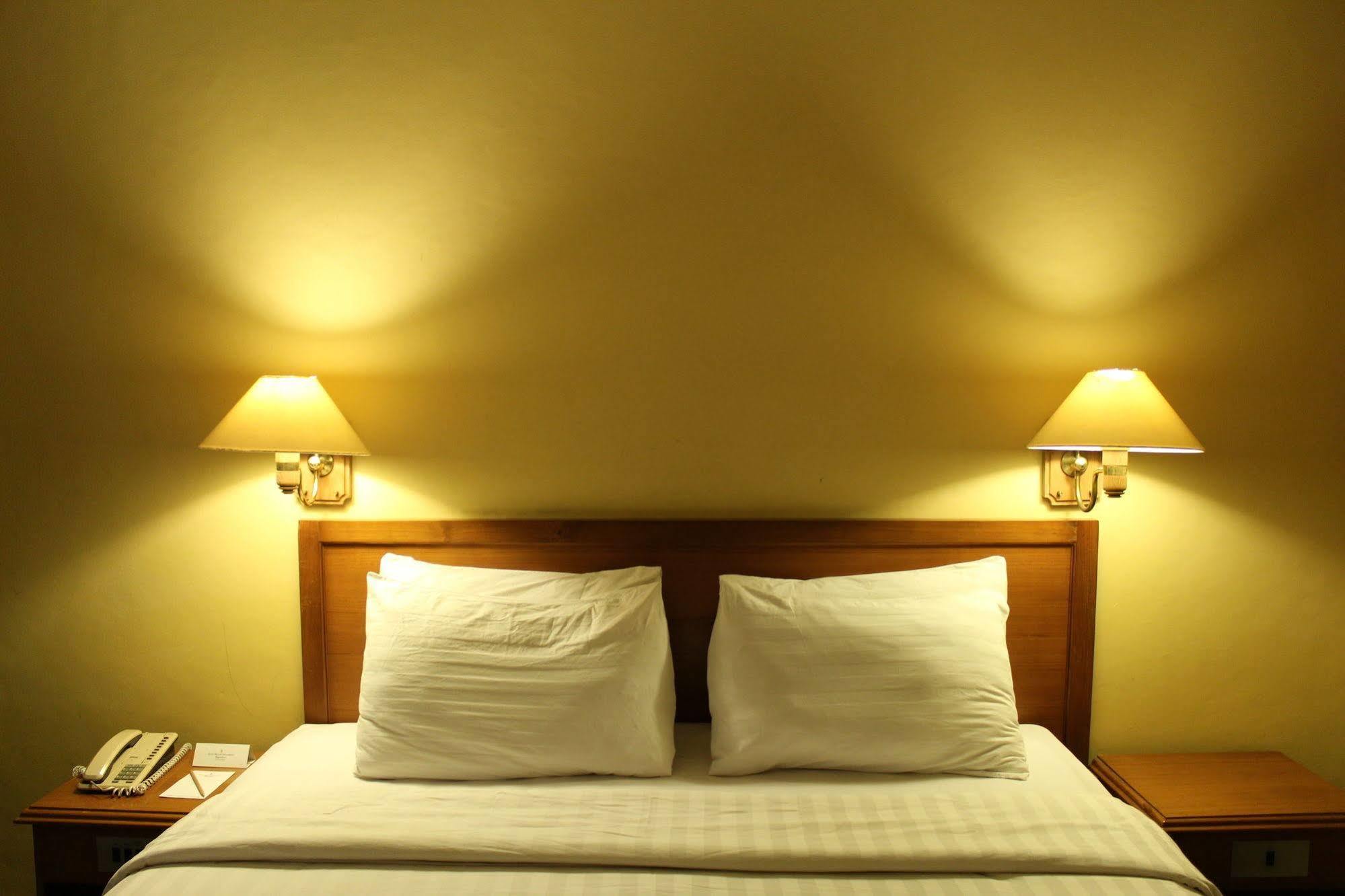 Hotel Mutiara Malioboro Yogyakarta Bagian luar foto